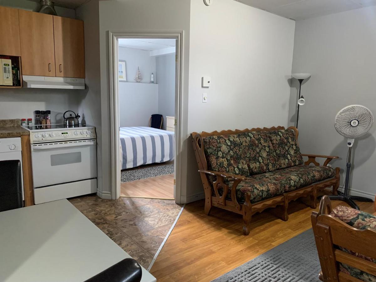 Logement 3 ,5 Entierement Prive Lac-Megantic Exterior photo
